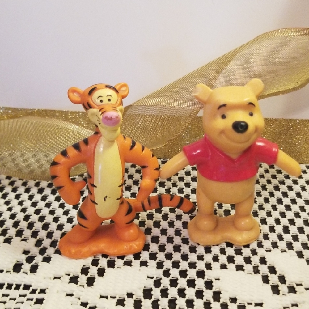 Disney's Winnie The Pooh and Tigger Figurine